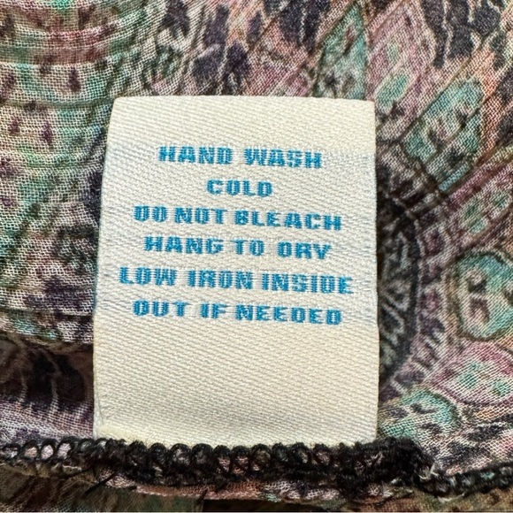 Sundance Bohemian Paisley Embroidered Cupro Blouse Ruffle Keyhole Back Size M - Picture 8 of 8